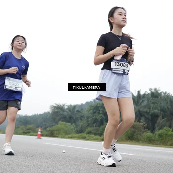 Runner Photo 7499932