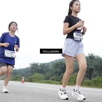 Runner Photo 7499936