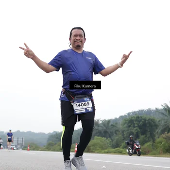 Runner Photo 7499943