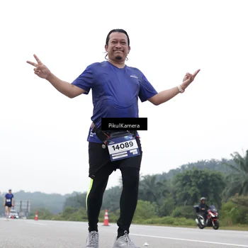 Runner Photo 7499946