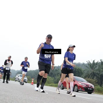 Runner Photo 7499952