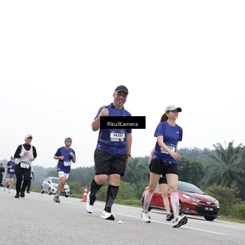Runner Photo 7499954