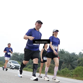 Runner Photo 7499963
