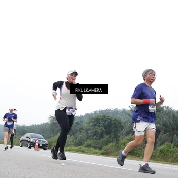 Runner Photo 7499968