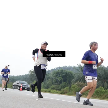 Runner Photo 7499969