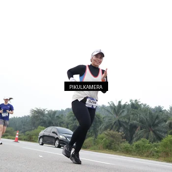 Runner Photo 7499976