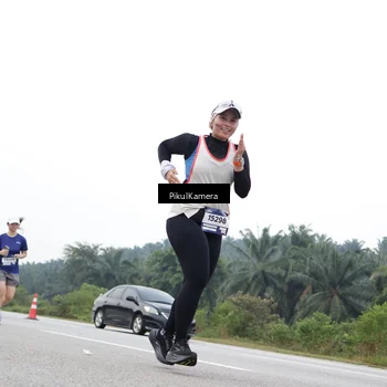 Runner Photo 7499977