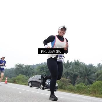 Runner Photo 7499978