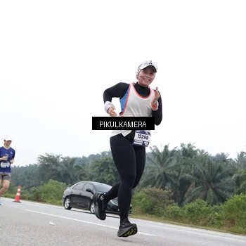 Runner Photo 7499979