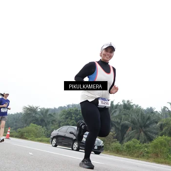 Runner Photo 7499981