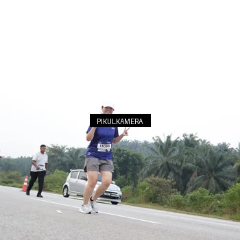 Runner Photo 7499985