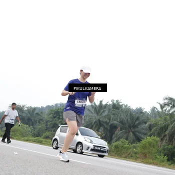 Runner Photo 7499993