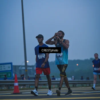 Runner Photo 7500027