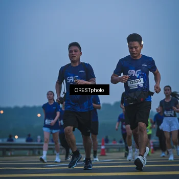 Runner Photo 7500029