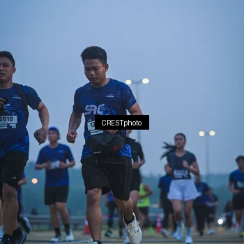 Runner Photo 7500030