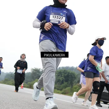 Runner Photo 7500031