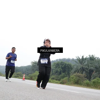 Runner Photo 7500037