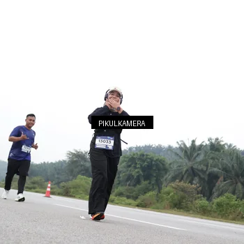 Runner Photo 7500038