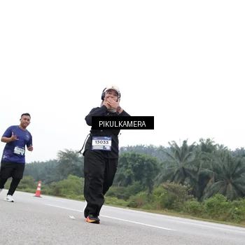 Runner Photo 7500041