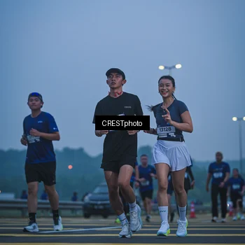 Runner Photo 7500051