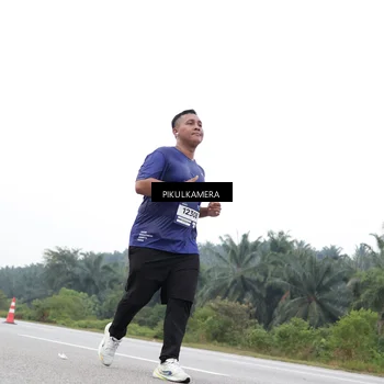 Runner Photo 7500067