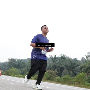 Runner Photo 7500069