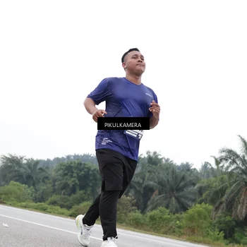 Runner Photo 7500077
