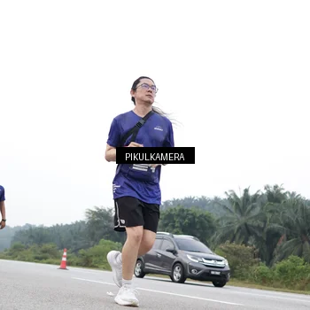 Runner Photo 7500088