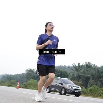 Runner Photo 7500090