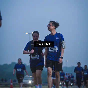 Runner Photo 7500111