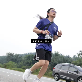 Runner Photo 7500112