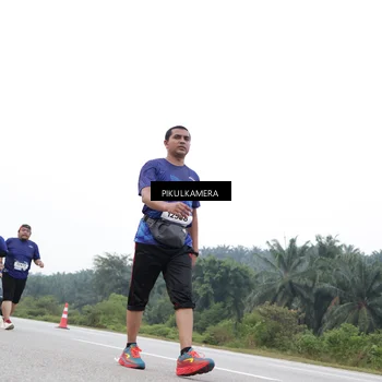 Runner Photo 7500118