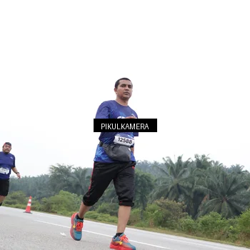 Runner Photo 7500125