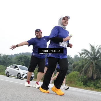 Runner Photo 7500154