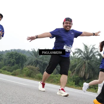 Runner Photo 7500177