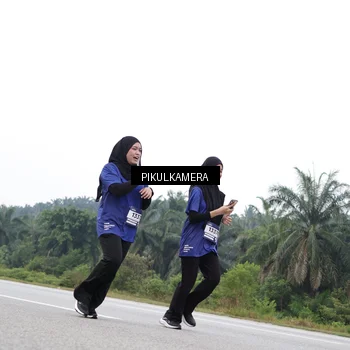 Runner Photo 7500213
