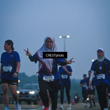 Runner Photo 7500215