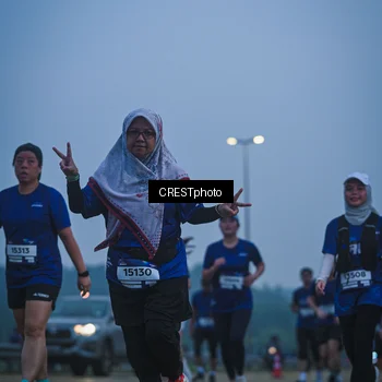 Runner Photo 7500218
