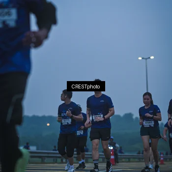 Runner Photo 7500250
