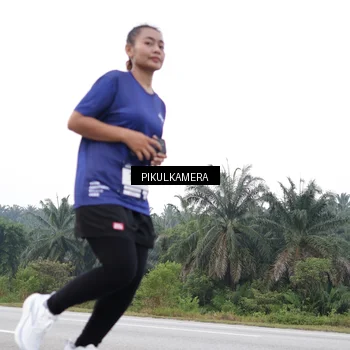 Runner Photo 7500251