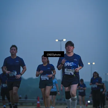Runner Photo 7500263