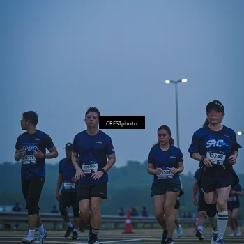 Runner Photo 7500265