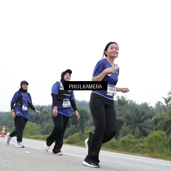 Runner Photo 7500280