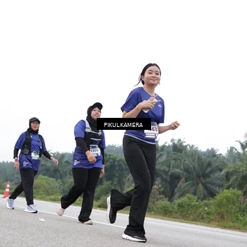Runner Photo 7500285