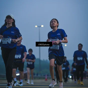 Runner Photo 7500292