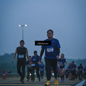 Runner Photo 7500301