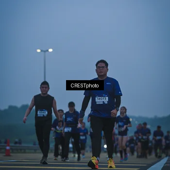 Runner Photo 7500302