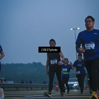 Runner Photo 7500307