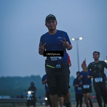Runner Photo 7500341
