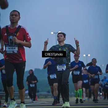 Runner Photo 7500344